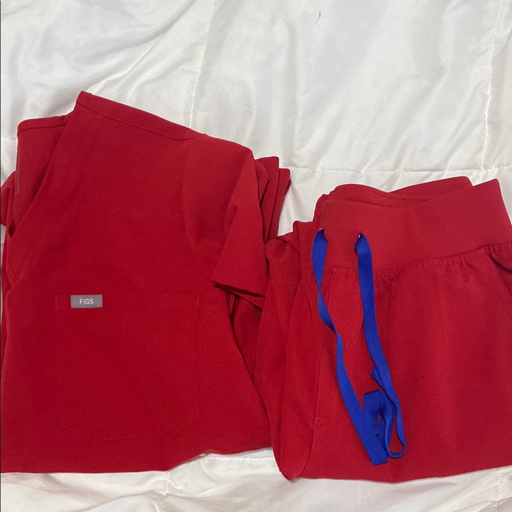 Figs USA red scrub set
